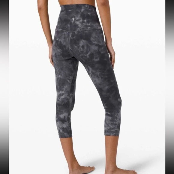 lululemon athletica Pants - Lululemon Align High Rise Crop 21" Inseam Diamond Dye Asphalt Leggings Size 6